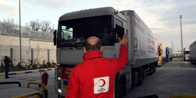 Türk Kızılay Ukrayna'ya insani yardımları sürdürüyor; 3 TIR daha gönderildi