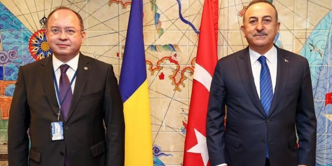 Dışişleri Bakanı Çavuşoğlu, Brüksel'de İngiliz ve Rumen mevkidaşlarıyla görüştü