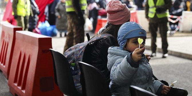 UNICEF: Ukrayna'da 7 günde 500 bin çocuk evlerini terk etmek zorunda kaldı