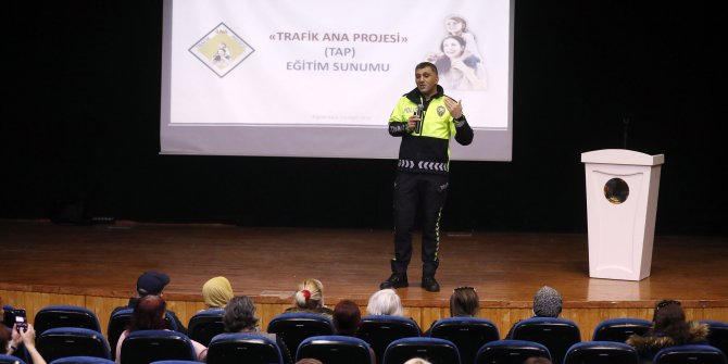 Yenimahalle'de “Trafikte Bilinçli Anneler Bilinçli Nesiller” Eğitim Semineri düzenlendi