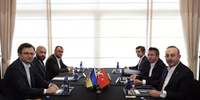 Dünyanın gözü Türkiye'de! Kuleba ve Lavrov saat 11'de yüz yüze gelecek