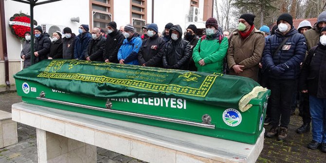 Sinema yazarı ve eleştirmeni Murat Özer, son yolculuğuna uğurlandı
