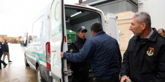 Elektrik akımına kapılan iki işçiden biri öldü, biri yaralandı