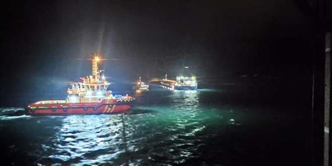 Mısır yüklü gemi Çanakkale Boğazı'nda karaya oturdu