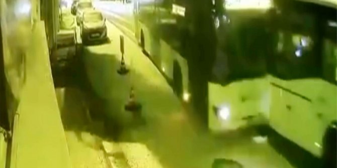 Sarıyer'de iki İETT otobüsü çarpıştı