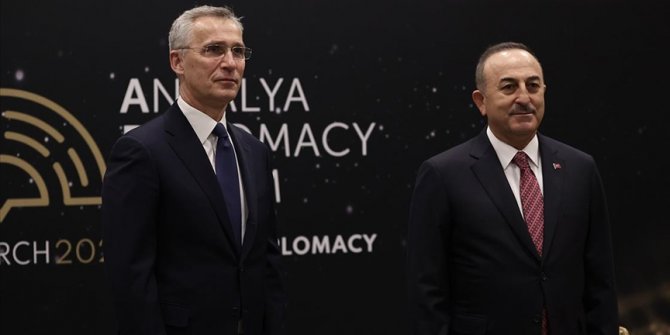 Çavuşoğlu, NATO Genel Sekreteri Stoltenberg ile Karadağ ve Kuzey Makedonyalı mevkidaşlarıyla görüştü