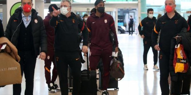 Galatasaray, Barselona'dan ayrılıp İzmir'e hareket etti