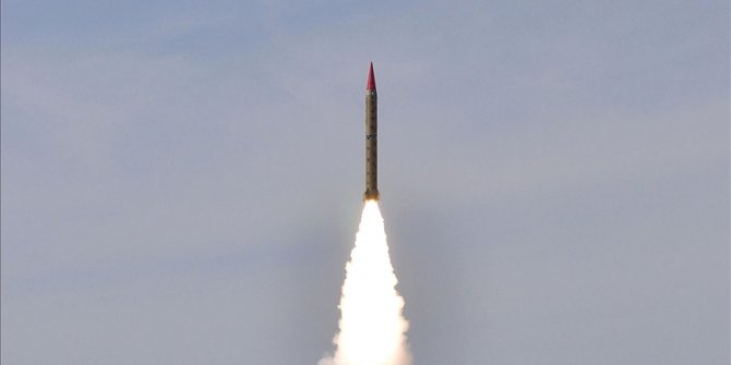 Hindistan, Pakistan'a yanlışlıkla füze fırlatıldığını doğruladı