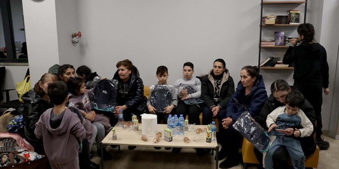 Ukrayna'dan tahliye edilen 200 Azerbaycanlı Esenler'de misafir ediliyor