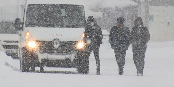 Bingöl’de eğitime 'kar' engeli