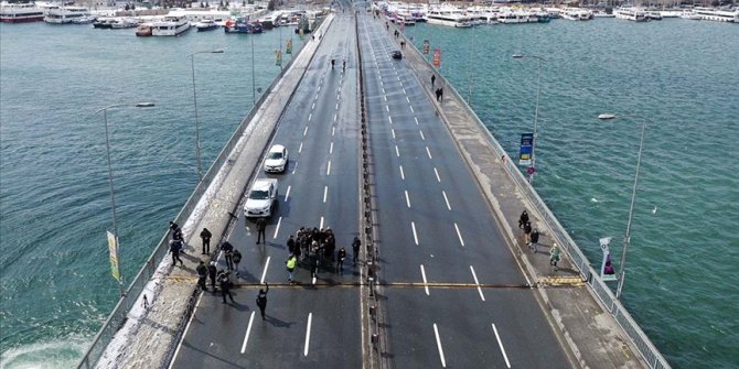 Uzmanlar Unkapanı Köprüsü'nün onarılması veya kısmen yenilenmesini öneriyor