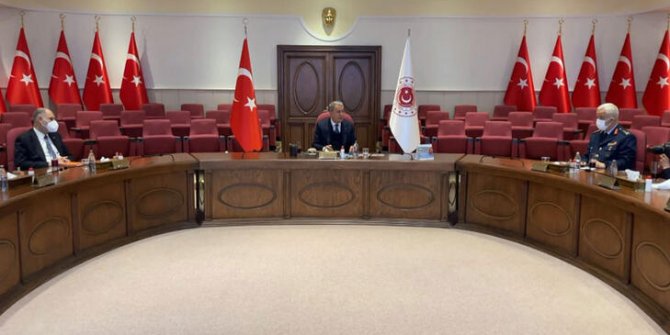 Bakar Akar, sağlık çalışanlarıyla buluştu