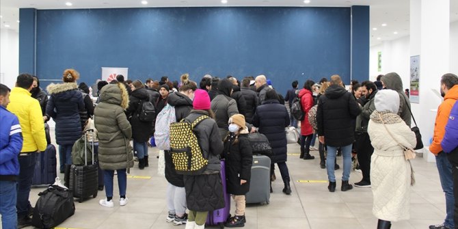 Ukrayna'dan bugün 172 Türk vatandaşı daha tahliye edildi