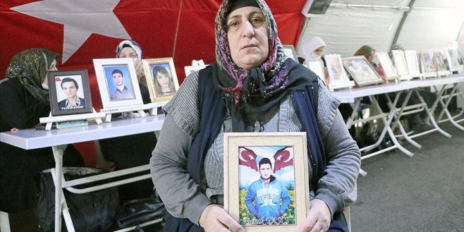 'Oğlum gel devlete teslim ol. Seni çok özledim'