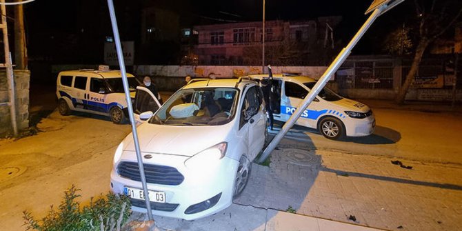 Babasından izinsiz aldığı araçla polisten kaçıp, kaza yaptı