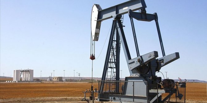 Hindistan, Rusya’dan 3,5 milyon varil ham petrol almaya hazırlanıyor