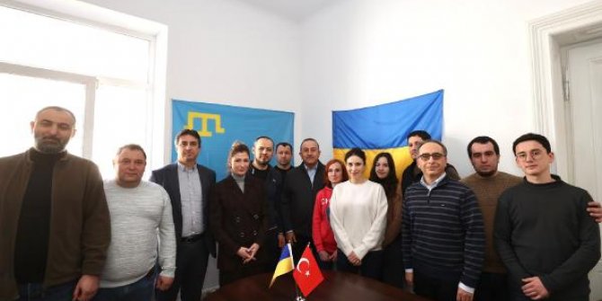 Bakan Çavuşoğlu, Kırım Tatar Koordinasyon Merkezini ziyaret etti