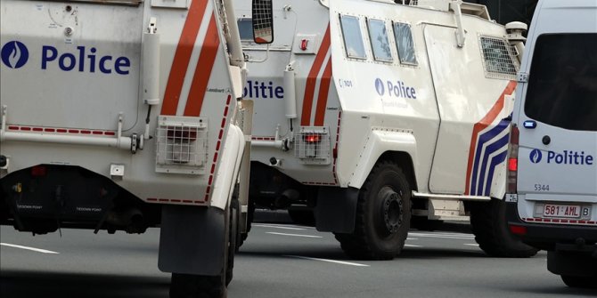 Belçika'da karnaval için toplanan kalabalığa aracın dalması sonucu 4 kişi öldü