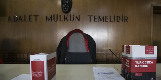 Eski kız arkadaşının yüzüne kimyasal madde atan sanık için yakalama kararı çıkarıldı