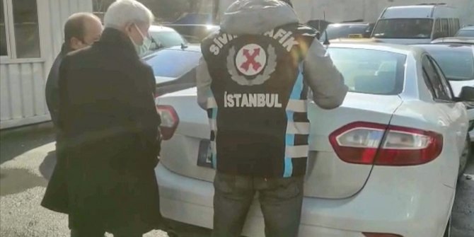 Yaşlı kadını aracına almayan taksicilere para cezası uygulandı