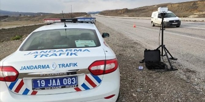 Yerli mobil hız tespit sistemi Çorum'da kullanılmaya başlandı