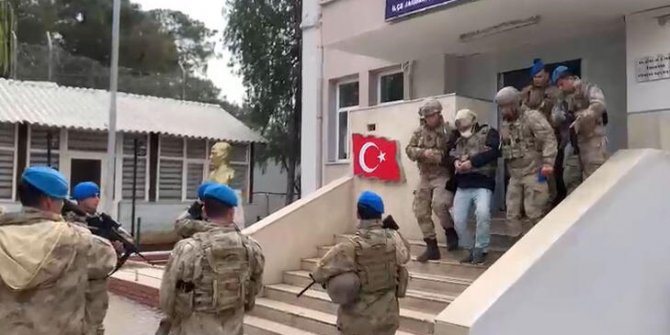 Firari cinayet şüphelisi, samanlıkta yakalandı