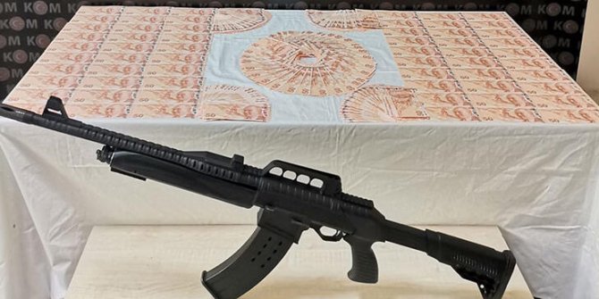 İzmir'de sahte para operasyonu