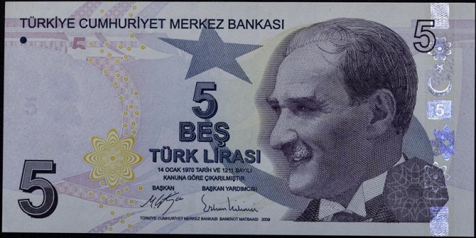 Son tertip 5 TL banknotlar bugünden itibaren tedavüle veriliyor