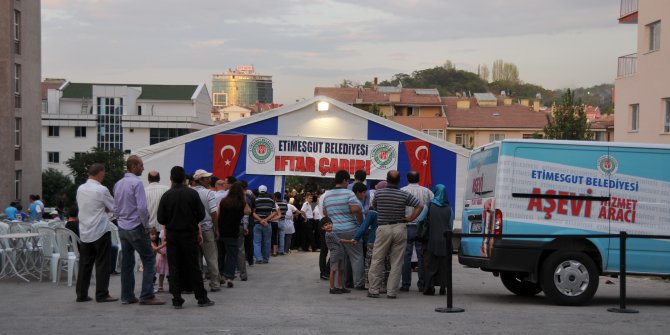 Etimesgut Belediye Başkanı Enver Demirel'den ramazan mesajı