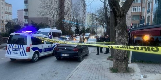 Kartal'da cadde ortasında silahlı saldırı