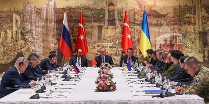 Dışişleri Bakanı Çavuşoğlu: Rus ve Ukraynalı taraflar daha üst düzey bir görüşme yapabileceklerini bildirdi