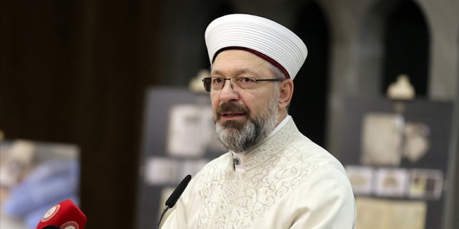 Diyanet İşleri Başkanı Erbaş: Ramazan kendimizle yüzleşmemiz için eşsiz bir fırsat