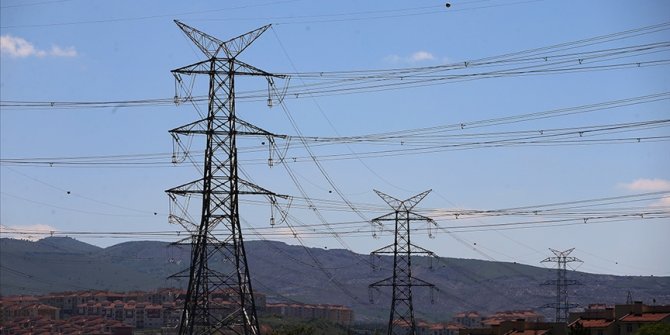 Elektrik üretim ve sanayi tesislerinde her yüzde 10'luk verim artışı 3 milyar dolar tasarruf sağlıyor