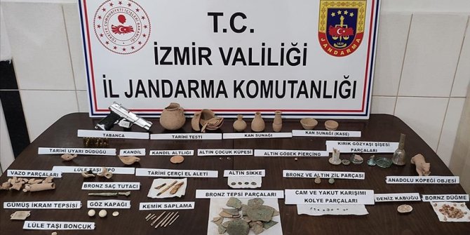 İzmir'de 90 parça tarihi eser ele geçirildi
