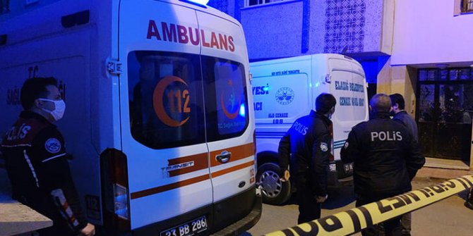 Gaziantep’te feci kaza: Araçlar kafa kafaya çarpıştı