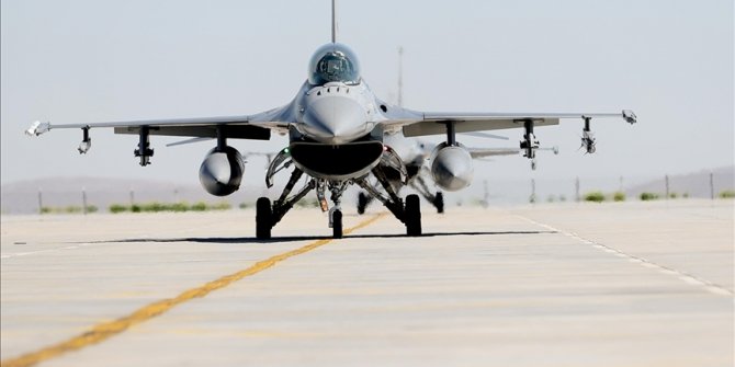 Çipras: Türkiye'ye F-16 satışını engellemeliyiz