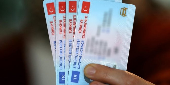 Ehliyet özellikli kimlik kartı sahibi sayısı 3 milyon 31 bin 930'a yükseldi