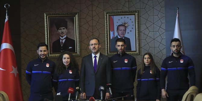 Bakan Kasapoğlu, Kış Olimpiyatlarında mücadele eden sporcuları kabul etti