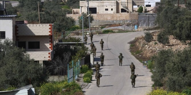 İsrail işgal altındaki Batı Şeria'da Cenin'in ana geçiş noktasını kapattı