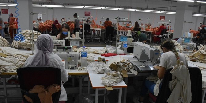 Mesleki eğitim kursları ile işbaşı eğitim programlarında yüzde 70 istihdam koşulu getirildi