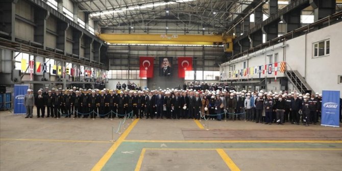 Açık deniz karakol gemisi 'Akhisar'ın blok inşaatlarına başlandı