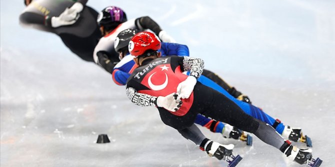 Türkiye kısa kulvar buz pateninde ilkleri yaşıyor