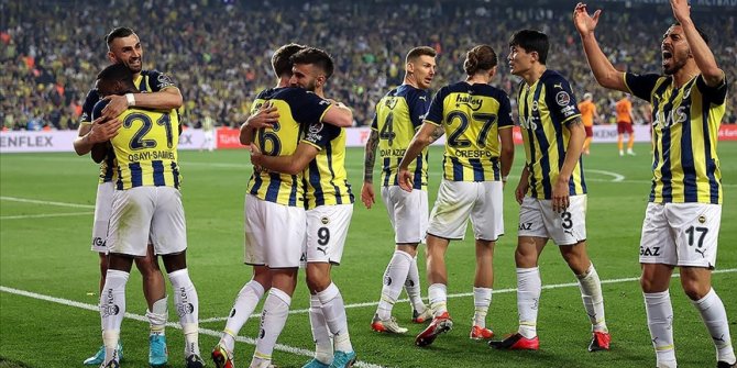 Derbide gülen taraf Fenerbahçe