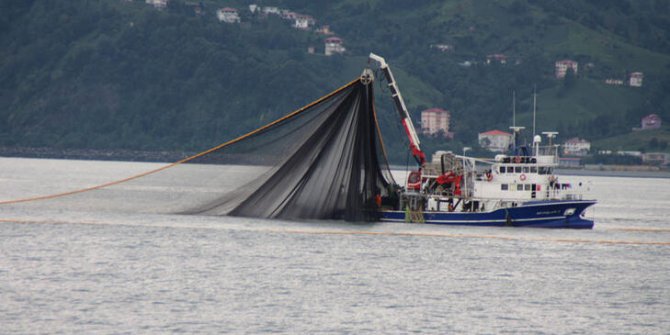 Karadeniz'de deniz suyu sıcaklığı 2 derece arttı