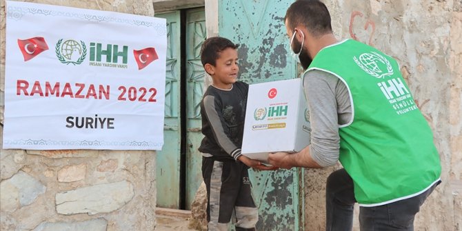 İHH'den Afrin'deki 8 bin 500 kişiye ramazan yardımı
