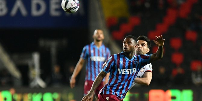 Süper Lig'de Trabzonspor 32. haftayı da lider tamamladı