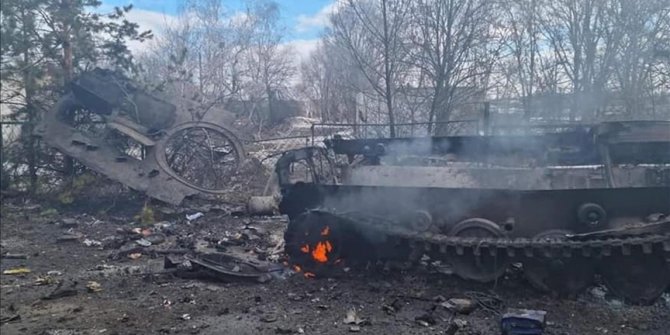 Ukrayna: Rus ordusu 19 bin 800 asker, 158 uçak, 143 helikopter ve 739 tankını kaybetti