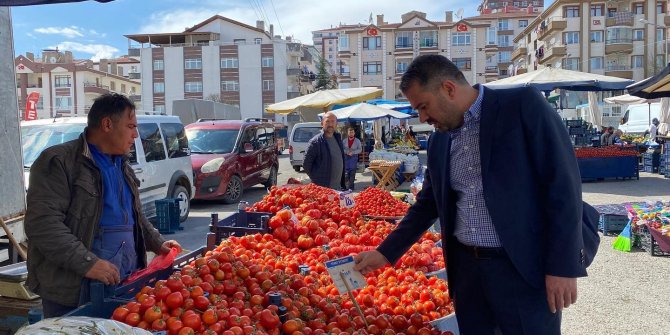 Pursaklar pazar yerlerinde denetimler sürüyor