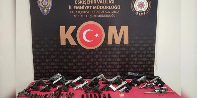 Eskişehir'de kaçak silah operasyonu