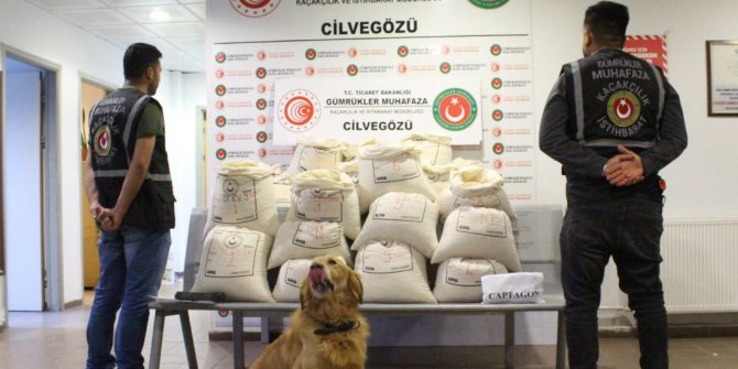 Turşu bidonlarında 2 milyon 422 bin uyuşturucu hap ele geçirildi